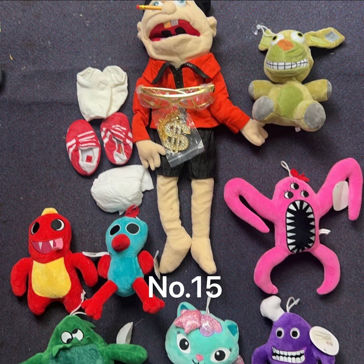 8PSC of Brand New Mystery Plush Toy
