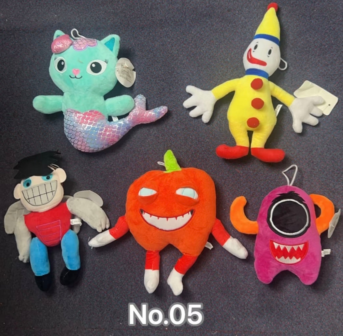 5PSC of Brand New Mystery Plush Toy