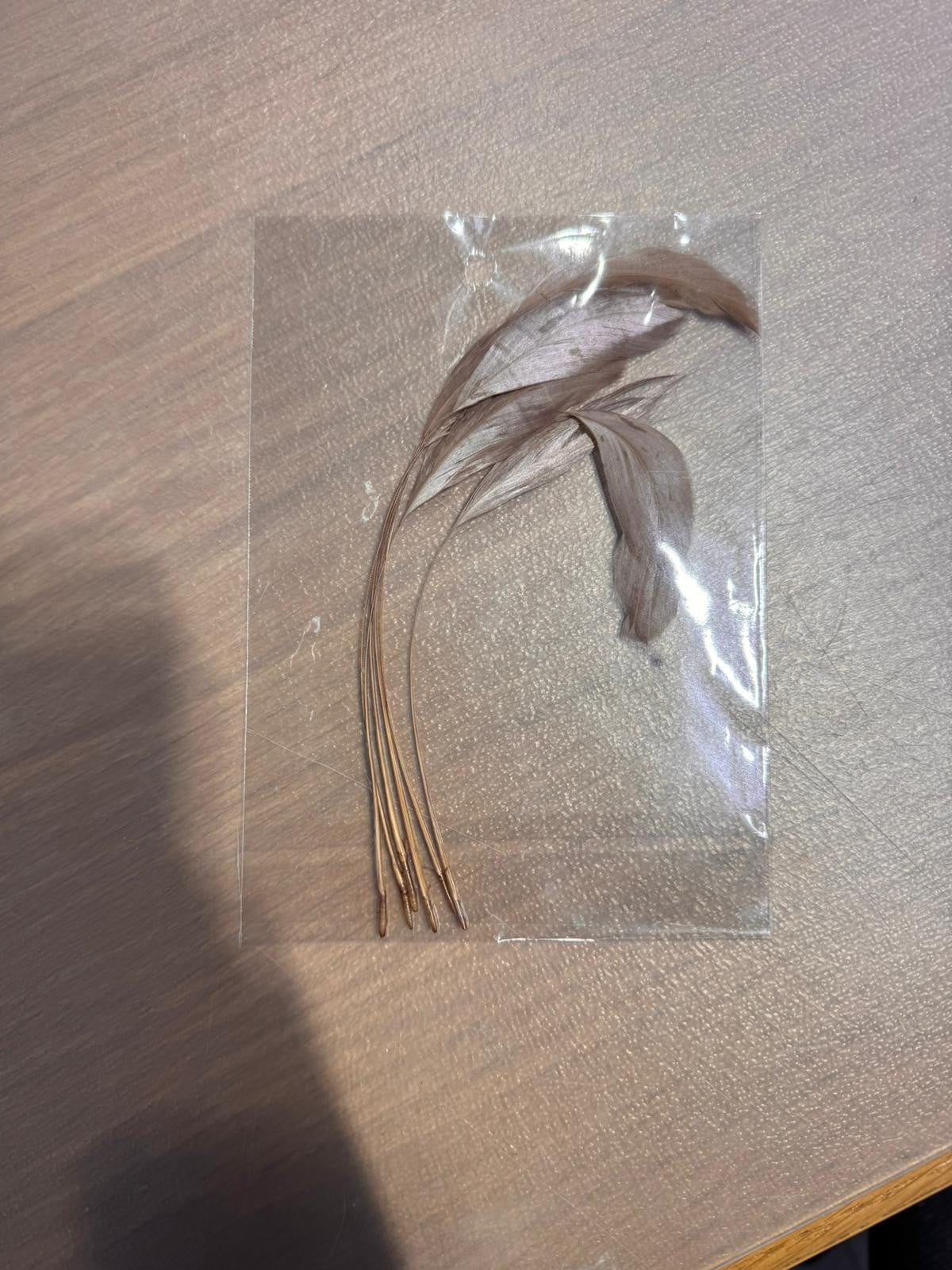 Thin Craft Feathers for Fascinator Making – Millinery Decoration (6 Pack)