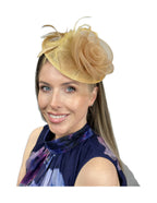 classic feather fascinator with a elegant rim