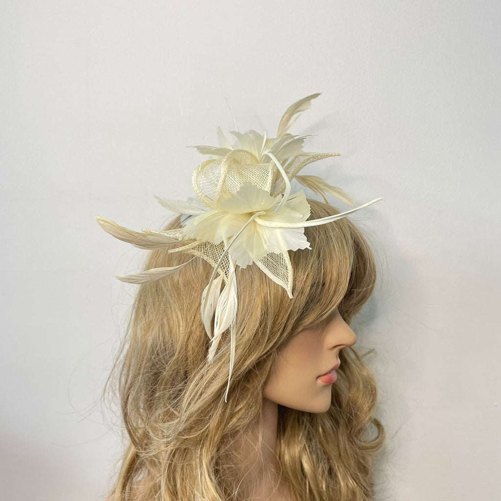 Medium Fine Leaves Fascinators